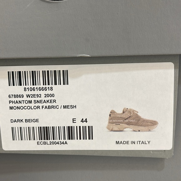 Balenciaga Men's Phantom Sneaker - Picture 12 of 13